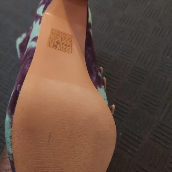 Boot - Picture 3 of 3